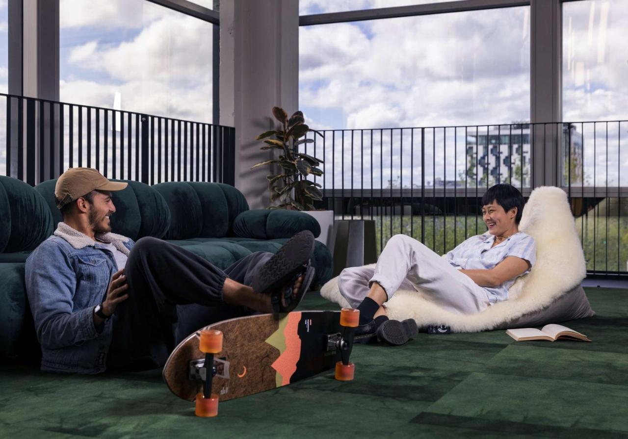 Lylo Auckland Hotel Exteriör bild Bean bag chairs